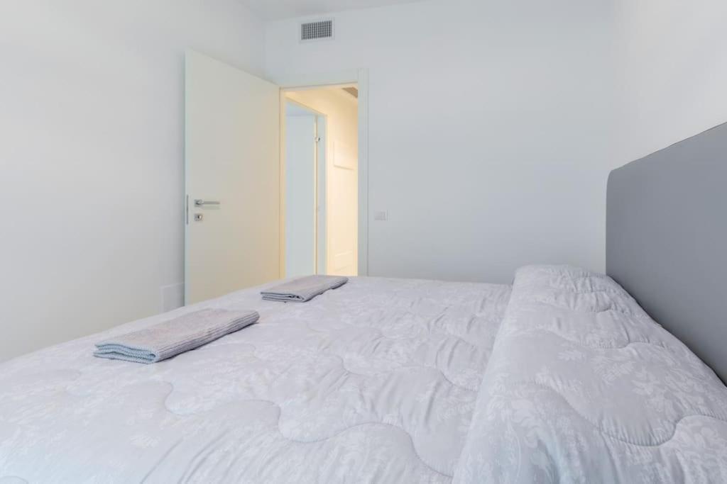 Wave Island! Luxury Resort A Jesolo - Piscina E Park Free! Esterno foto