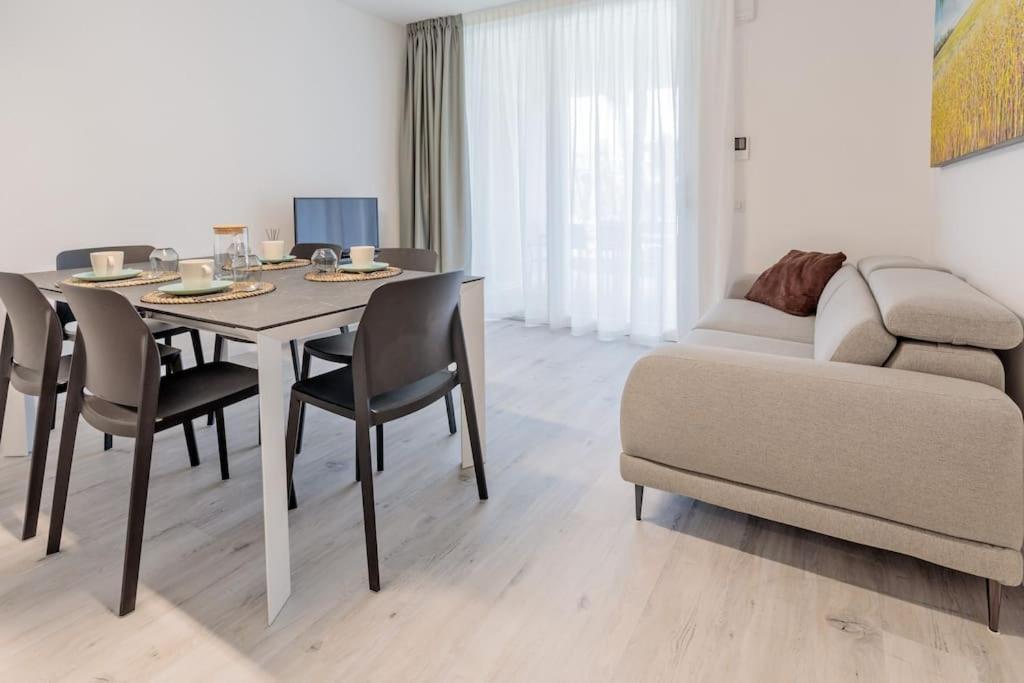 Wave Island! Luxury Resort A Jesolo - Piscina E Park Free! Esterno foto