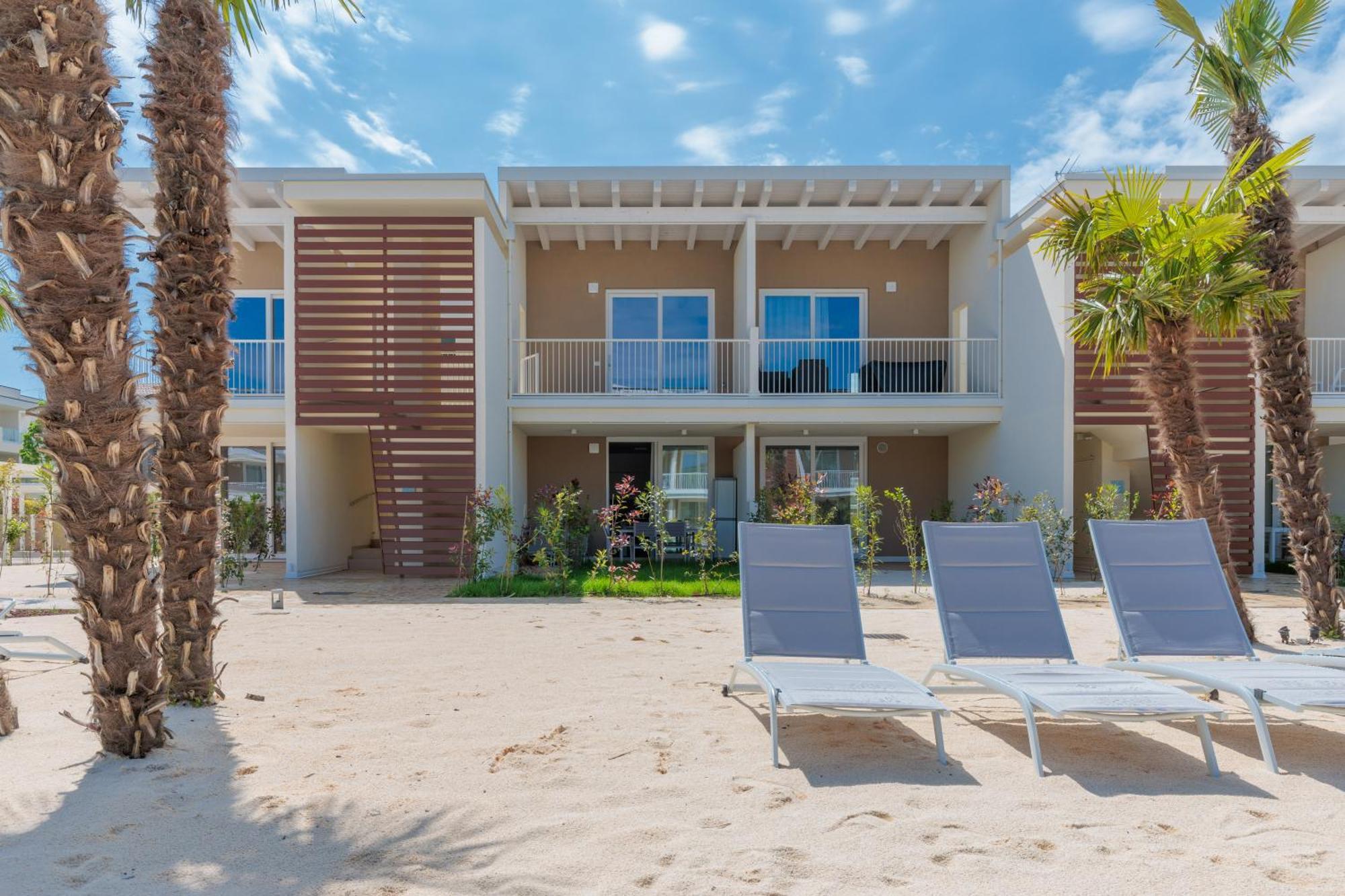 Wave Island! Luxury Resort A Jesolo - Piscina E Park Free! Esterno foto